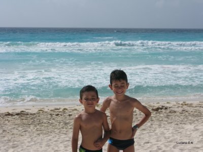 Praia em Frente ao Hotel Flamingo Cancun
