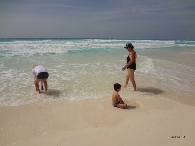 Praia em Frente ao Hotel Flamingo Cancun