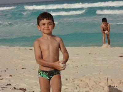 Praia em Frente ao Hotel Flamingo Cancun