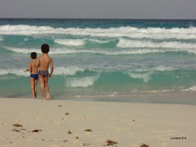 Praia em Frente ao Hotel Flamingo Cancun