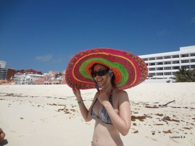 Praia em Frente ao Hotel Flamingo Cancun