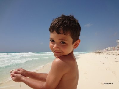 Praia em Frente ao Hotel Flamingo Cancun