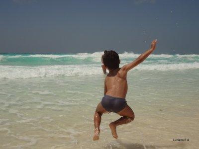 Praia em Frente ao Hotel Flamingo Cancun