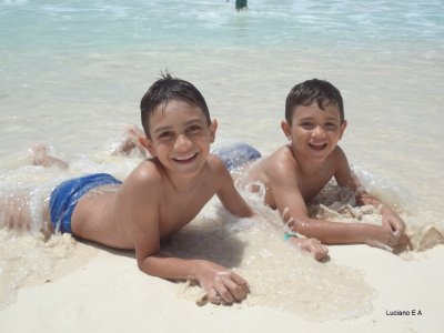 Praia em Frente ao Hotel Flamingo Cancun