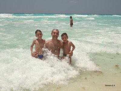Praia em Frente ao Hotel Flamingo Cancun