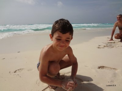 Praia em Frente ao Hotel Flamingo Cancun