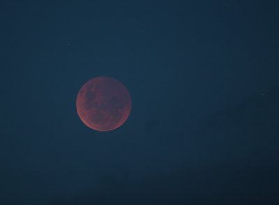 Lunar eclipse from Baylys Beach 21 Dec 2010