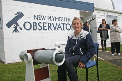 New Plymouth Observatory : Waiting for some sun using the white light filtered 6 dob