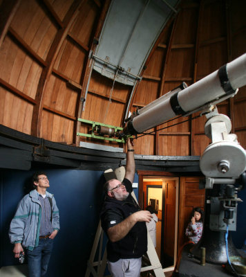 New Plymouth Observatory. Michael Kruse doing a meridian flip on the Alvan Clark refractor