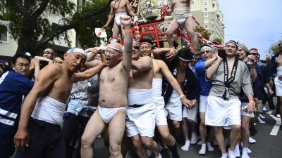 Taru Mikoshi 2012