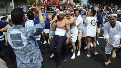 Taru Mikoshi 2012