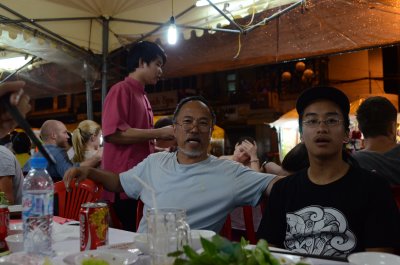 quan an dem cho Ben Thanh 30/12.Saigon VietNam