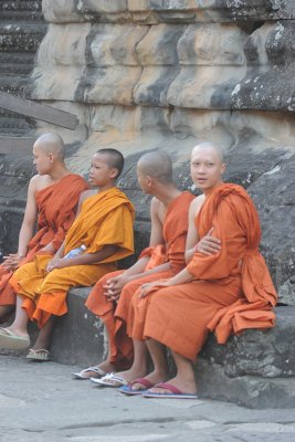 Monks in Angkor Wat 06/01