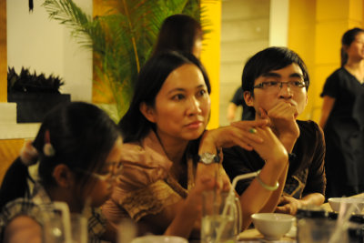 Kim Anh & hai con Trong An,Trong Thi