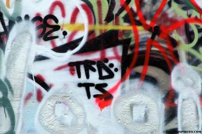 PICT1312-tfd-graffiti.jpg