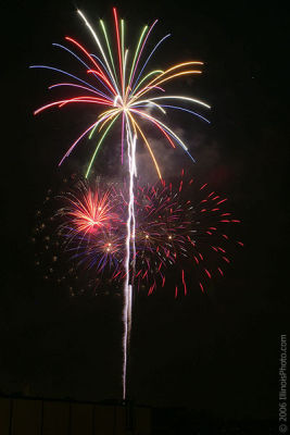 PICT9389-2006-rockford-fireworks.jpg