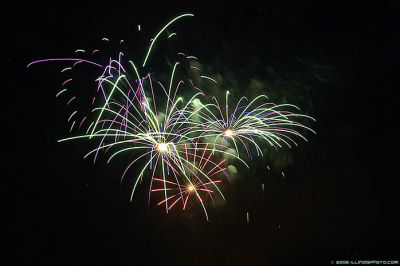 PICT9355-rockford-fireworks.jpg