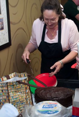 DSC_4606 Miriam cutting cake.JPG