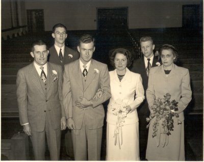 Mr Mrs Frank A Beacham Wedding Party 2-6-1950 (bw300).jpg