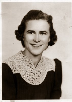 Dorothy Pendleton Hunt Feb1941 s300 ps.jpg
