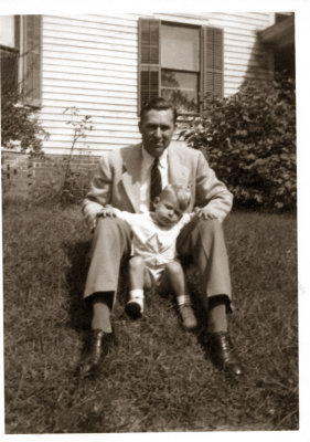 Leonard Sr Jr Oct1944 316Kingsburry Oxford NC s300 ps.jpg