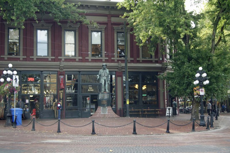 GASSY JACK STATUE  IN GASTOWN  #2