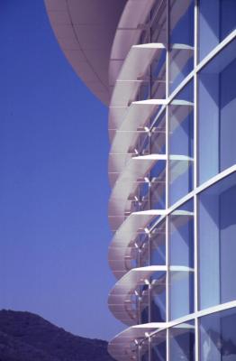 Curves-Grid, Getty, LA