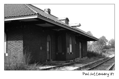 Earlville Train Station