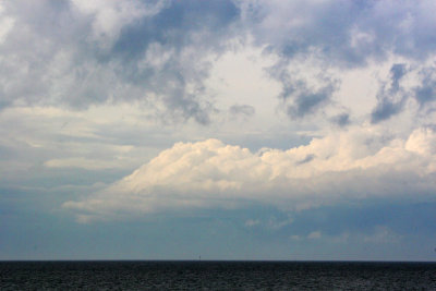 August 1: Clouds on the horizons