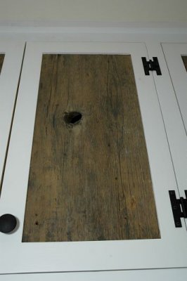 Finish 25 Cabinet