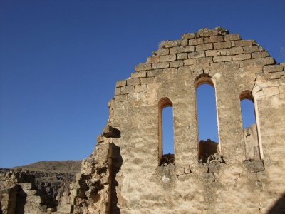 Ihlara Valley: Dark Gap Church.  It looked like it may have been destroyed by a house-size boulder.
