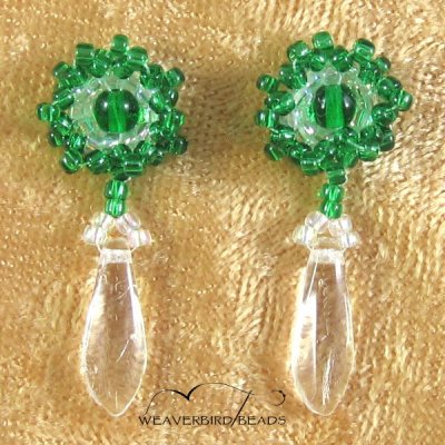 flower earrings green 02.jpg