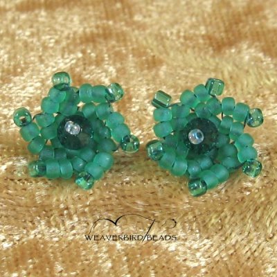 pinwheel green earrings 03.jpg