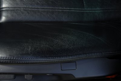 driver seat wear.jpg