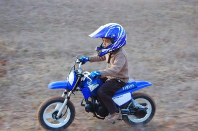 adi-pw50-3.jpg