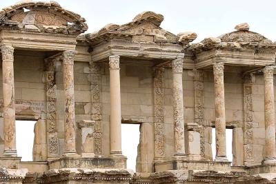 Ephesus Library Celsus_1469.jpg