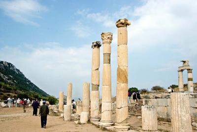 Ephesus Main St_1453.jpg
