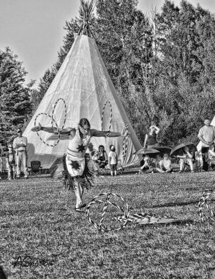 Shawn Beaver-Hawmen  Hoop Dancer
