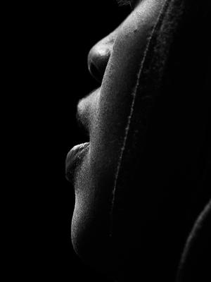 dark or light by adrianox