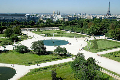 Jardin de Tuileries  skyline