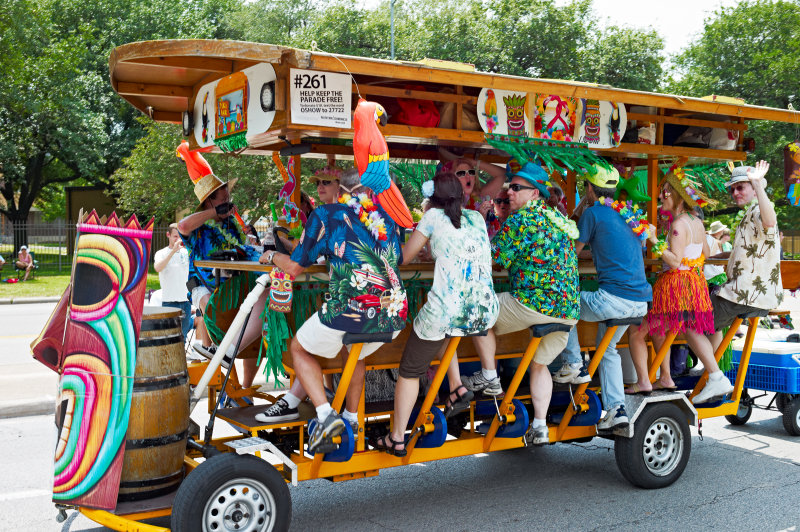 Tiki Barmobile