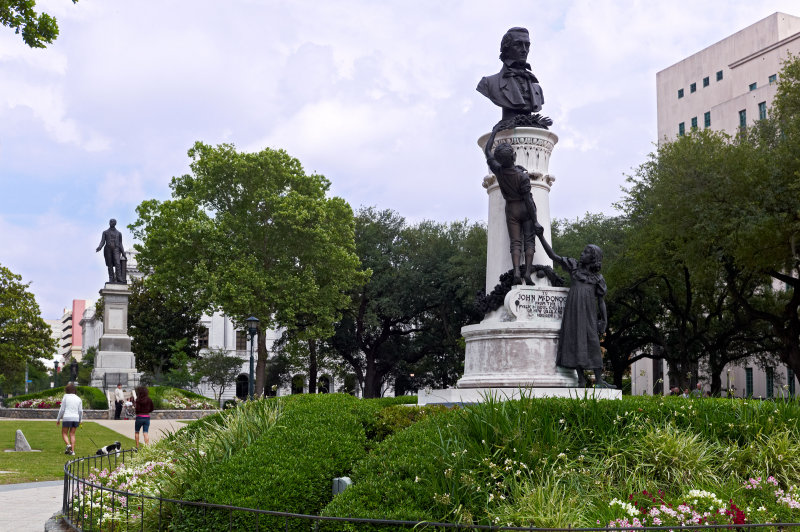 Lafayette Square from St Charles to E