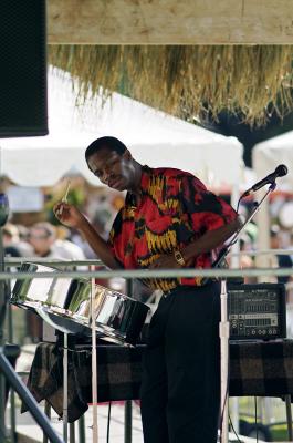 steel drum musician 01