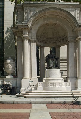 WC Bryant statue Bryant Park 01