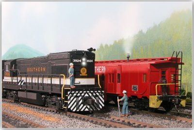 Southern 3924 and crew