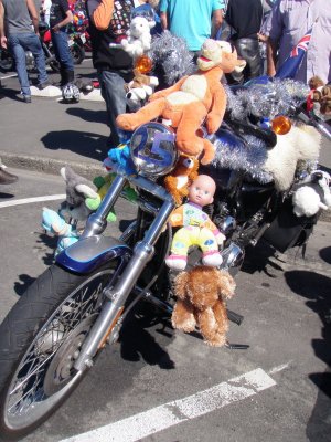 101204 Ulysses Toy Run 10.jpg