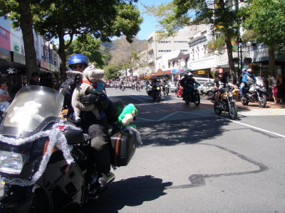 101204 Ulysses Toy Run 46.jpg