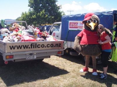 101204 Ulysses Toy Run 51.jpg