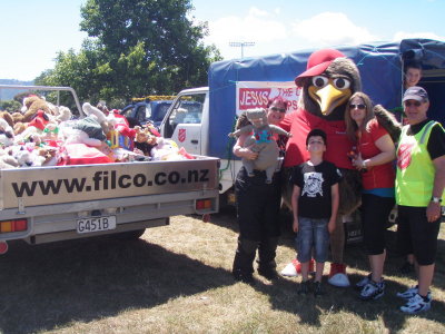 101204 Ulysses Toy Run 52.jpg