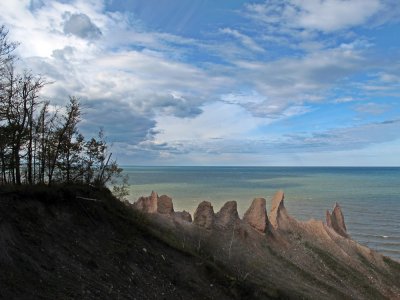 Chimney Bluffs